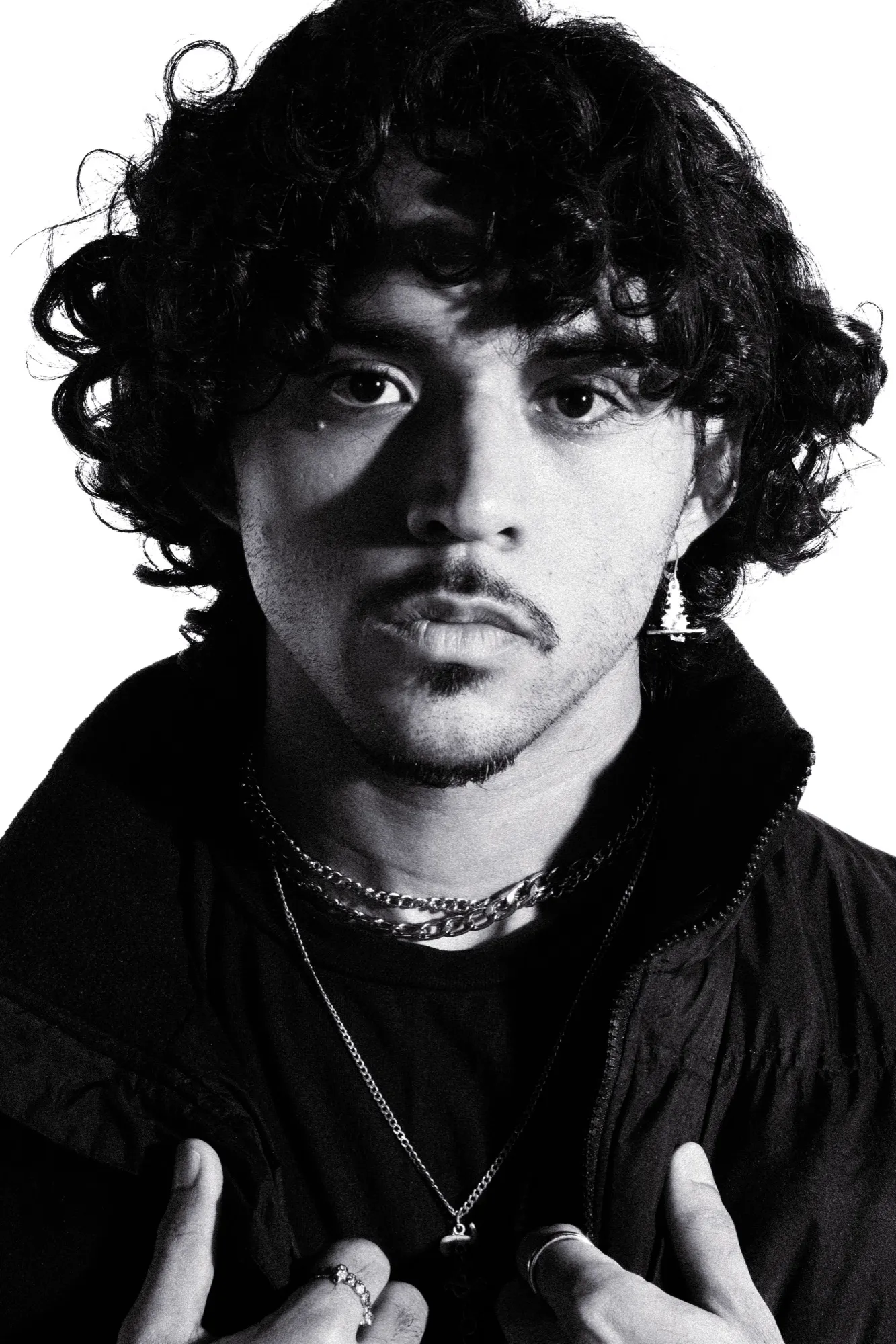Trash - Album Photoshoot — R7