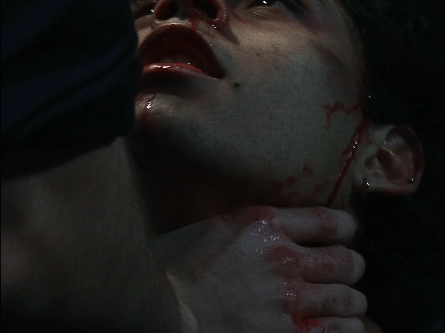 CUANTOS — still 4